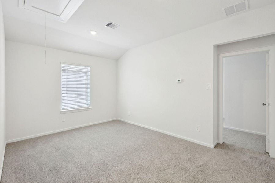 Spacious, unfurnished interior of a new home in Southwinds, Baytown (Image 36). Spacious, unfurnished interior of a new home in Southwinds, Baytown (Image 36).
