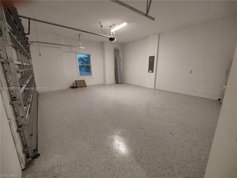 Spacious, unfurnished interior of a new home in , Immokalee (Image 24).