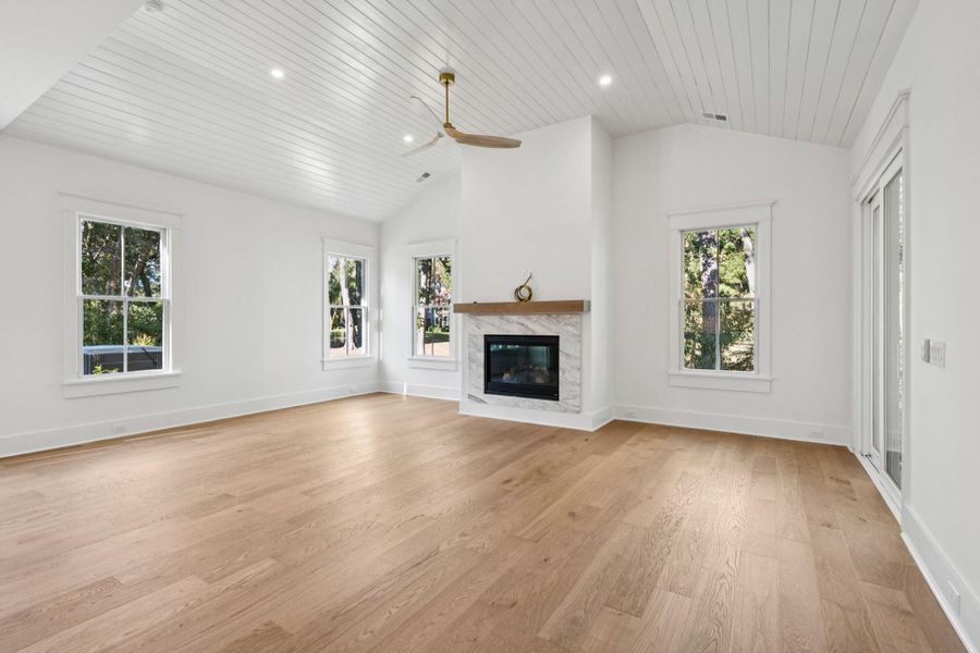 Spacious, unfurnished interior of a new home in , Johns Island (Image 82).