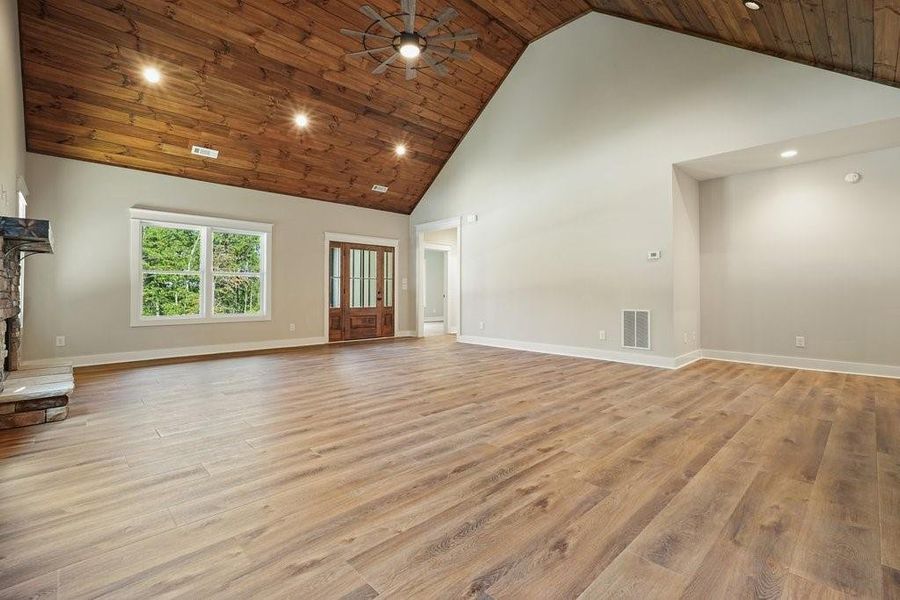 Image 42 of a home in .