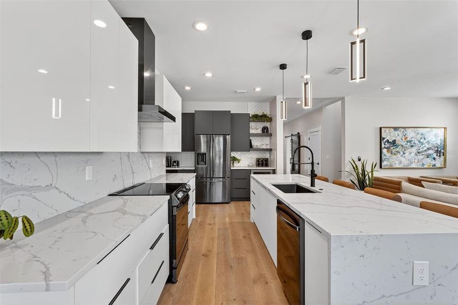 Furnished interior view inside a new home in , Tampa (Image 31).