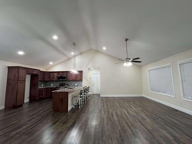 Image 21 of a home in .