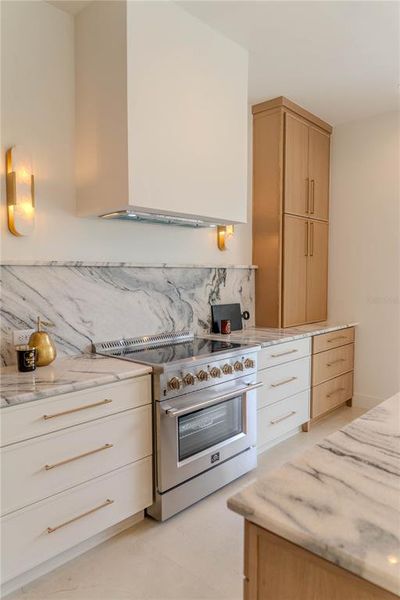 Furnished interior view inside a new home in , Tampa (Image 8).