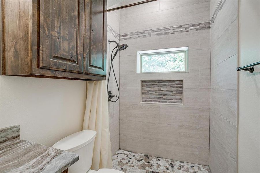 Image 36 of a home in .