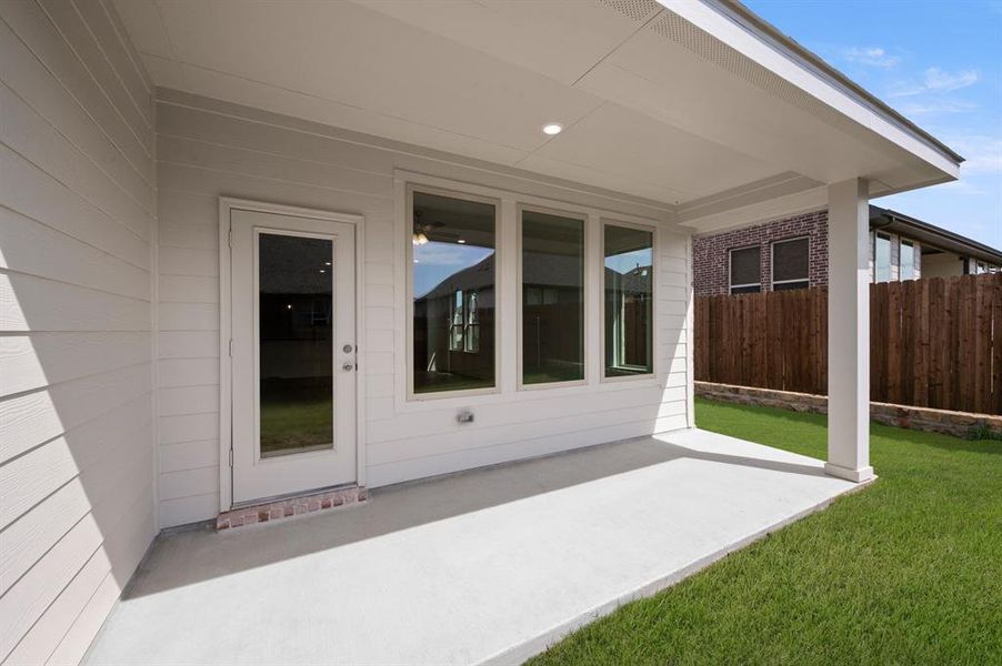 6921 Freight Train- Back-3