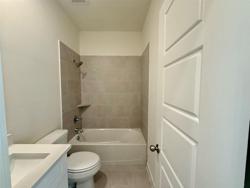 Furnished interior view inside a new home in Ashland, Angleton (Image 2). Furnished interior view inside a new home in Ashland, Angleton (Image 2).