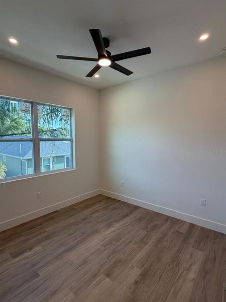 Spacious, unfurnished interior of a new home in , Tampa (Image 21).