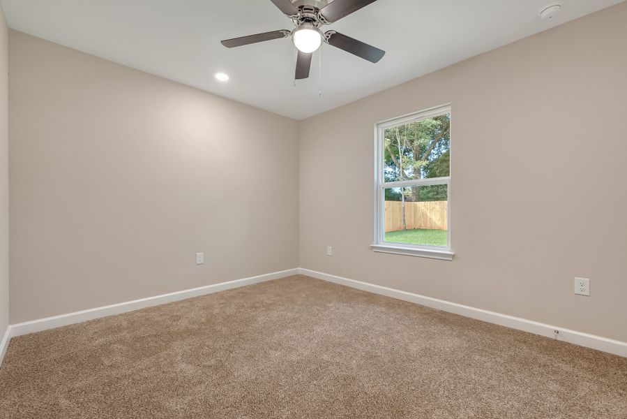Representative unfurnished interior of a home built from the Dalton by CJL Homes in Oak Hollow, Crestview (Image 41).