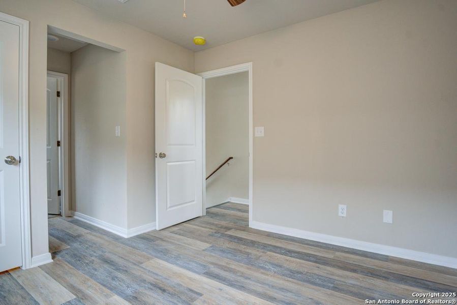 Spacious, unfurnished interior of a new home in , San Antonio (Image 13).