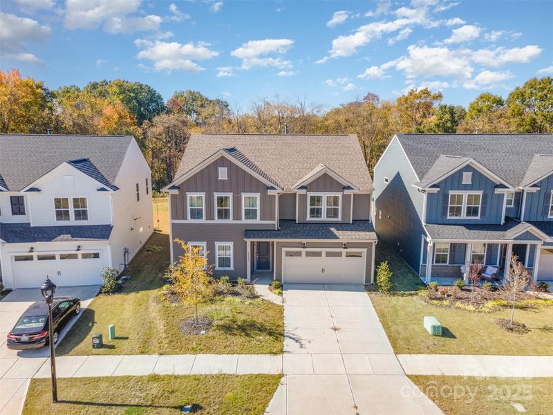 Image 34 of a home in Parkside Crossing.