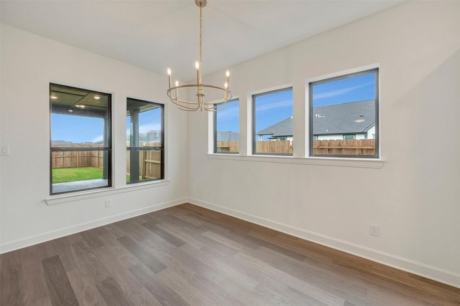 Spacious, unfurnished interior of a new home in Riceland - Enclave Row Collection, Mont Belvieu (Image 17).