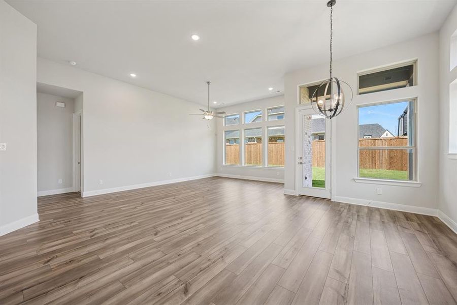 Spacious, unfurnished interior of a new home in Sandbrock Ranch, Aubrey (Image 17). Spacious, unfurnished interior of a new home in Sandbrock Ranch, Aubrey (Image 17).