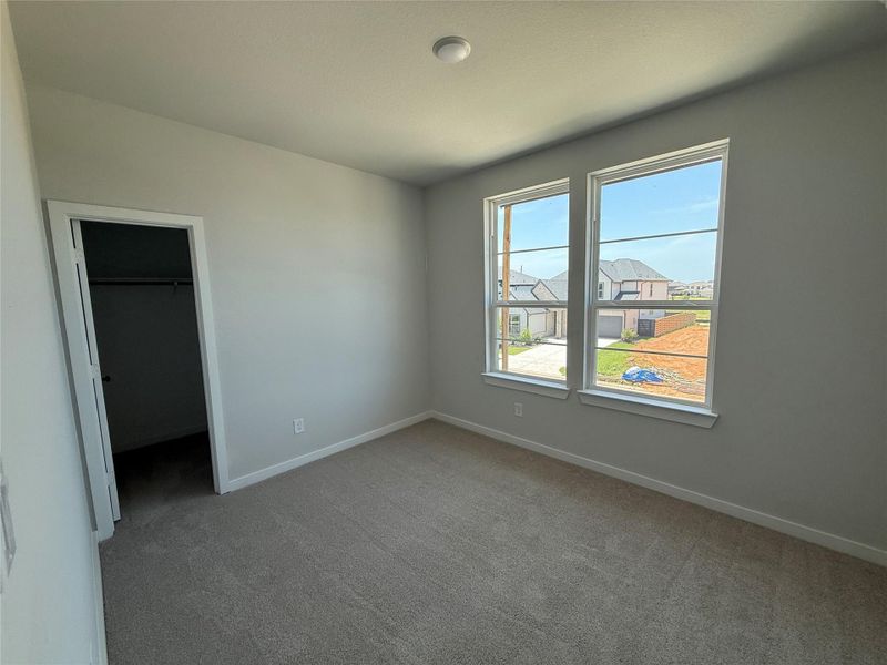 Spacious, unfurnished interior of a new home in Austin Point, Richmond (Image 11).