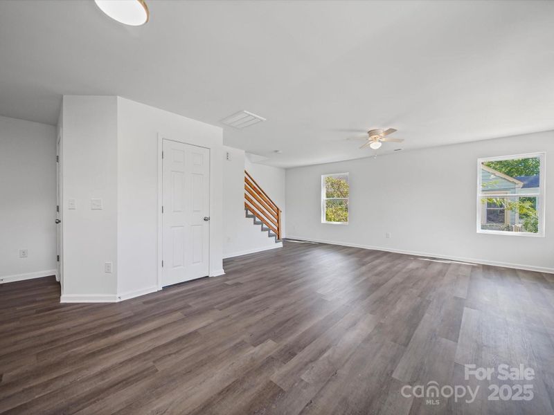 Spacious, unfurnished interior of a new home in , Chester (Image 11).