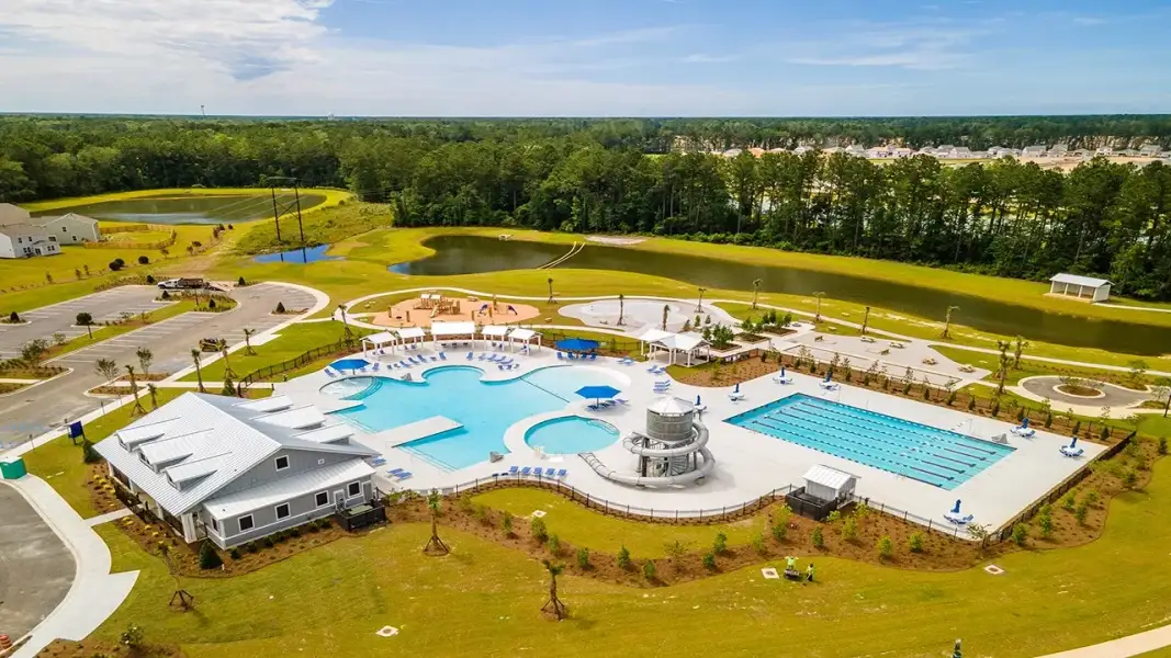 Community amenities in Pine Hills Townhomes at Cane Bay, Summerville (Image 22).