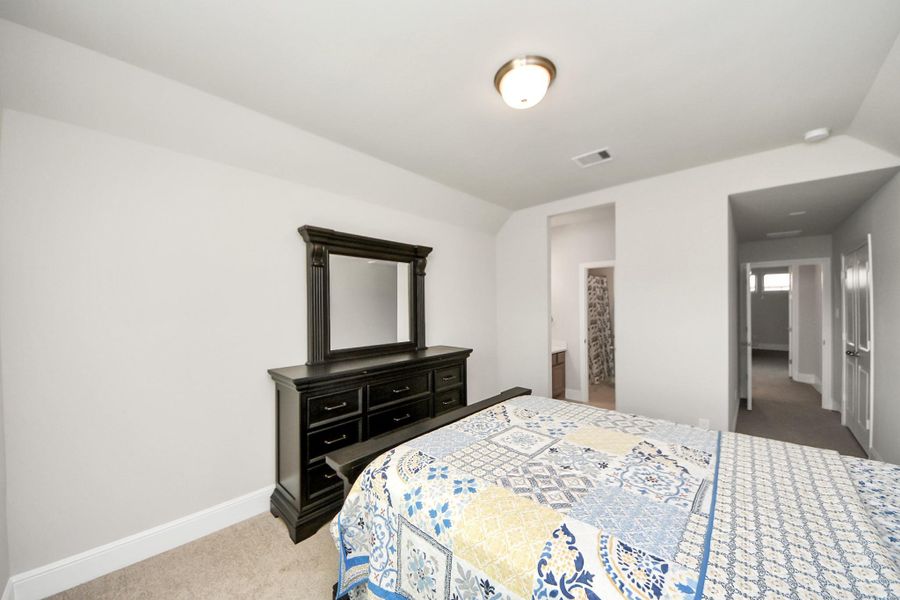 Furnished interior view inside a new home in Sienna 70', Missouri City (Image 7). Furnished interior view inside a new home in Sienna 70', Missouri City (Image 7).