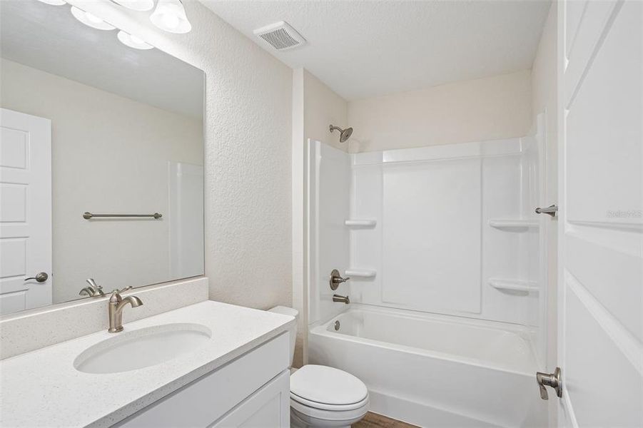 Furnished interior view inside a new home in , Dunnellon (Image 13).
