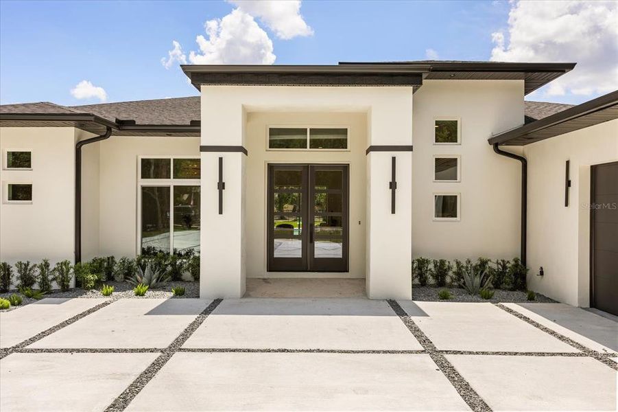 Image 88 of a home in .