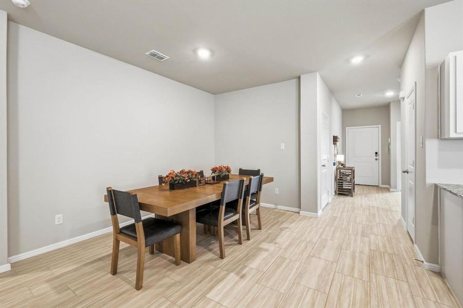 Furnished interior view inside a new home in Hickory Grove, Denton (Image 34).