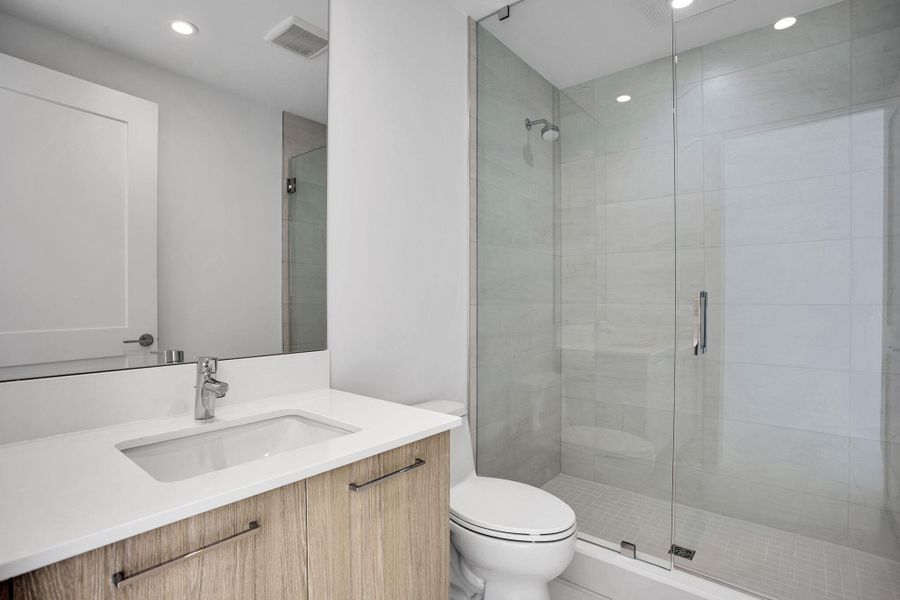 Den Full Bath Den Full Bath