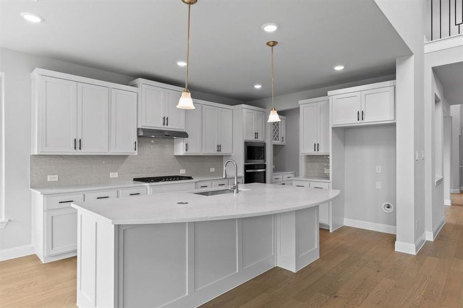 DAL_Saddle Star_Lockhart_2307 Laurel Drive (10)