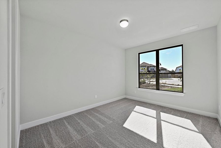 Spacious, unfurnished interior of a new home in Santa Rita Ranch - 60', Liberty Hill (Image 16).