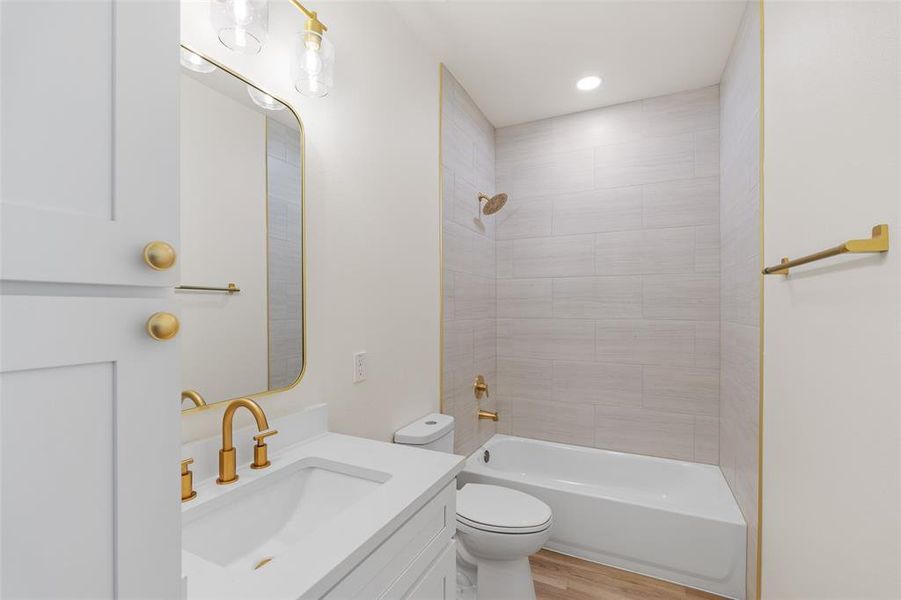 Furnished interior view inside a new home in , Granbury (Image 5). Furnished interior view inside a new home in , Granbury (Image 5).