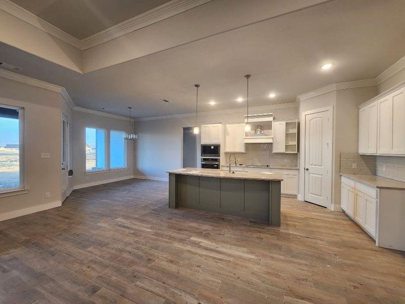 Furnished interior view inside a new home in Rocky Top, Krum (Image 8).