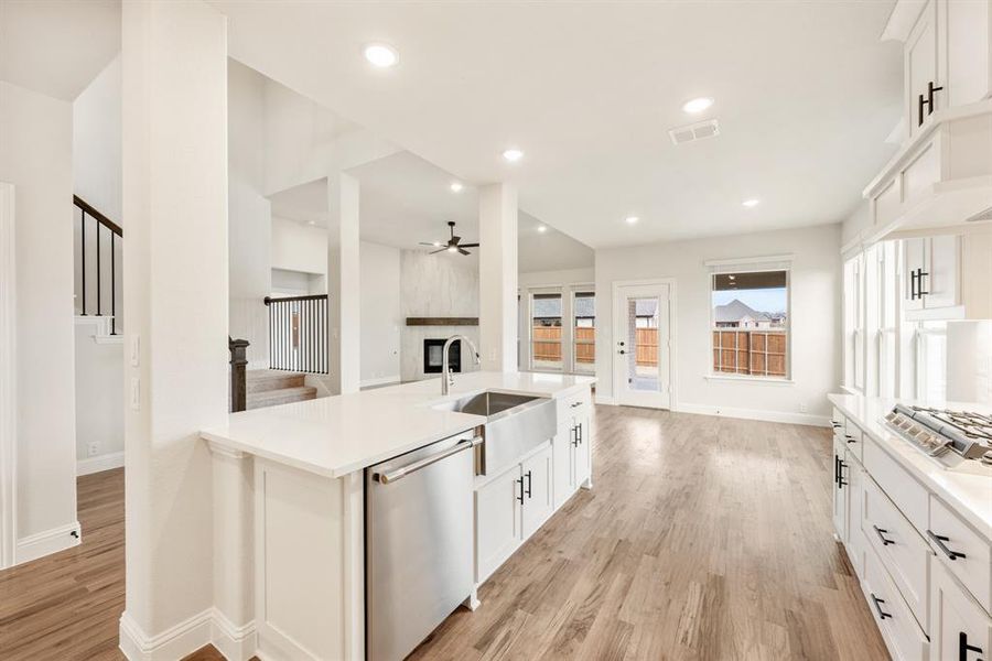 Furnished interior view inside a new home in Rockwood, Mansfield (Image 17).