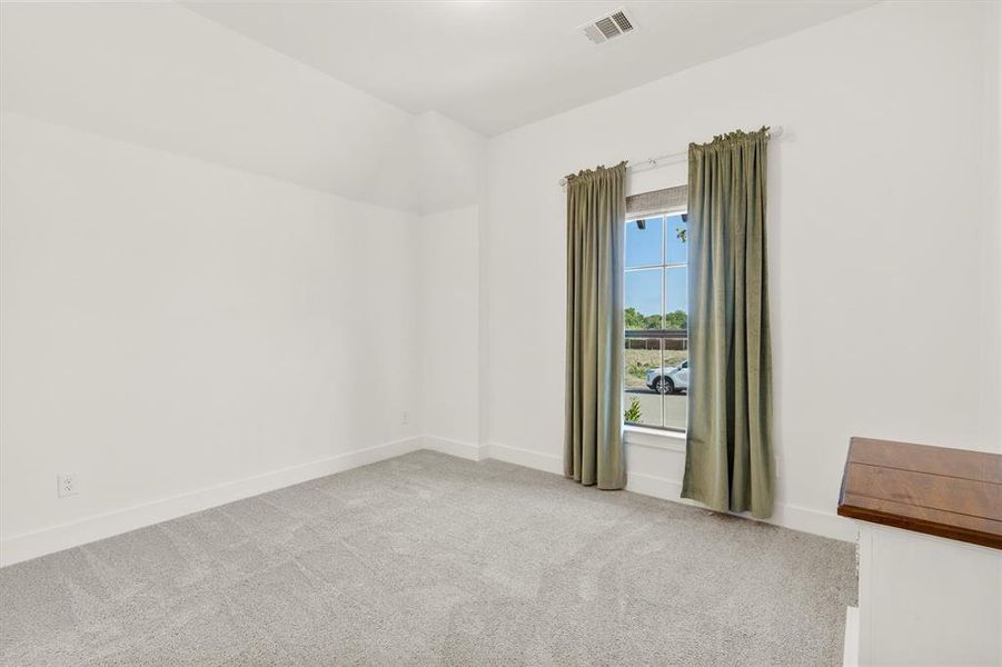 Spacious, unfurnished interior of a new home in , Lavon (Image 20). Spacious, unfurnished interior of a new home in , Lavon (Image 20).