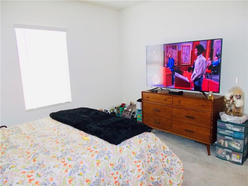 Furnished interior view inside a new home in Ashford Park, Covington (Image 14).
