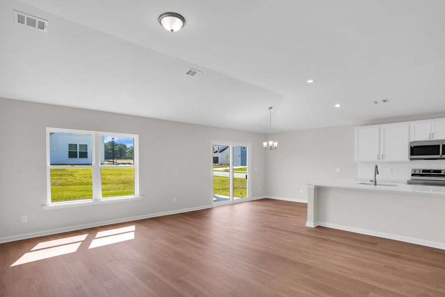 Representative unfurnished interior of a home built from the The Aspen by Smith Family Homes in Sweetwater, Brunswick (Image 15).