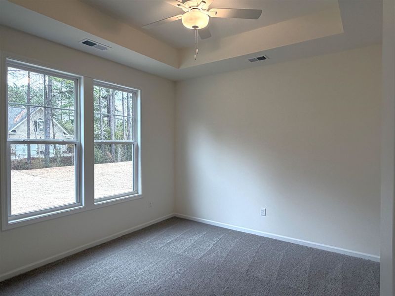 Spacious, unfurnished interior of a new home in King Farm Estates, Aynor (Image 16).
