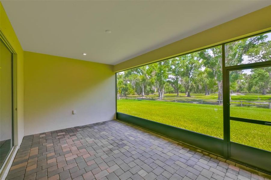 Exterior details and patio area of a home in , Parrish (Image 26).