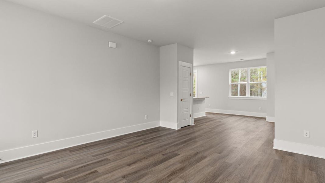 Spacious, unfurnished interior of a new home in Lockwood Landing, Supply (Image 15).