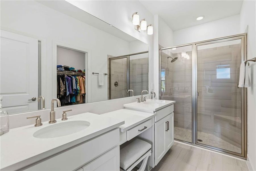 Furnished interior view inside a new home in , Port Charlotte (Image 41).