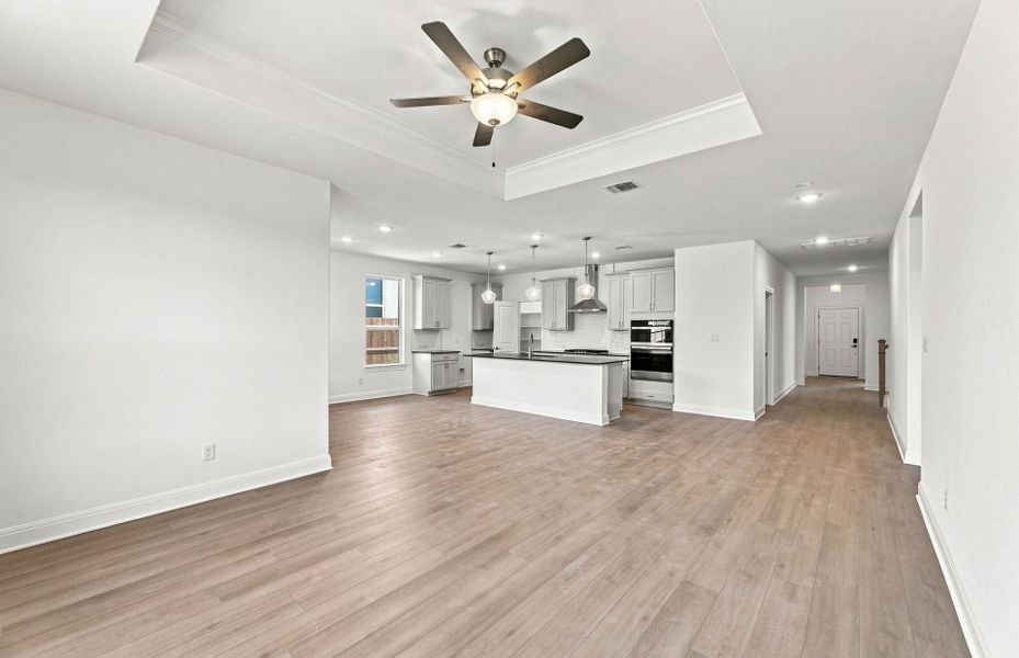 Spacious, unfurnished interior of a new home in Saddleback at Santa Rita Ranch, Liberty Hill (Image 33).