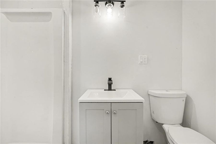 Furnished interior view inside a new home in , Canon (Image 5).