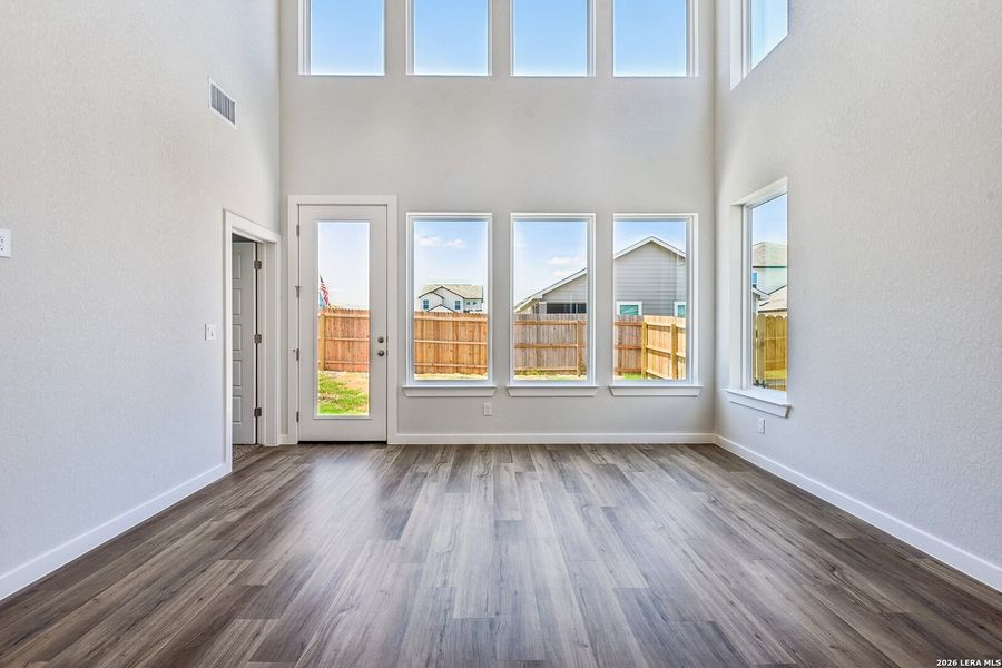 Image 42 of a home in Highland Ridge.
