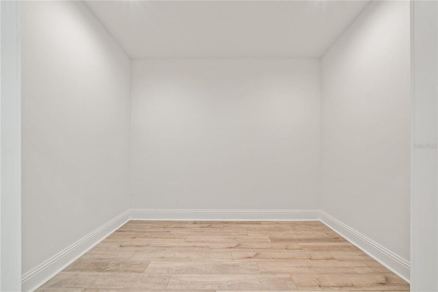 Spacious, unfurnished interior of a new home in , Tarpon Springs (Image 18). Spacious, unfurnished interior of a new home in , Tarpon Springs (Image 18).