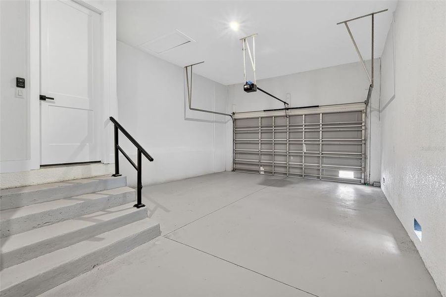Spacious, unfurnished interior of a new home in , Port Charlotte (Image 62).