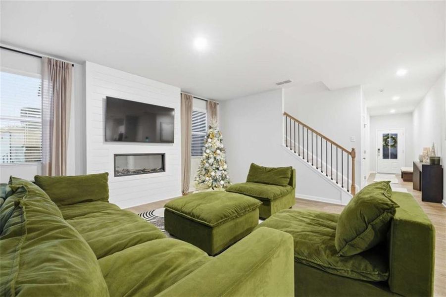 Furnished interior view inside a new home in Kingsley Creek, Lithonia (Image 27).