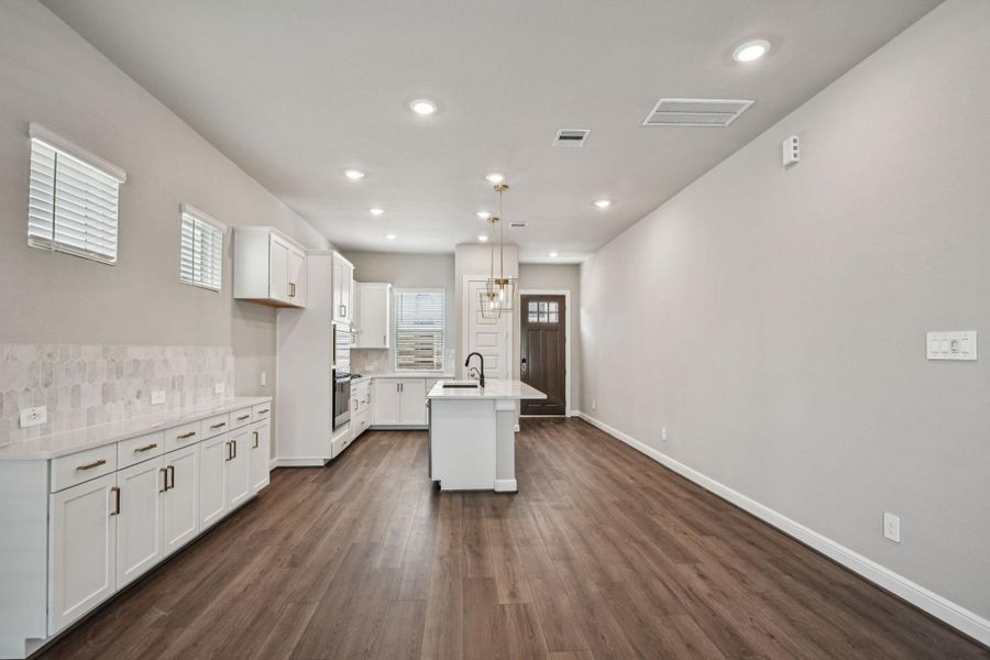 Spacious, unfurnished interior of a new home in Spring Brook Village - Luxe Series, Houston (Image 23).