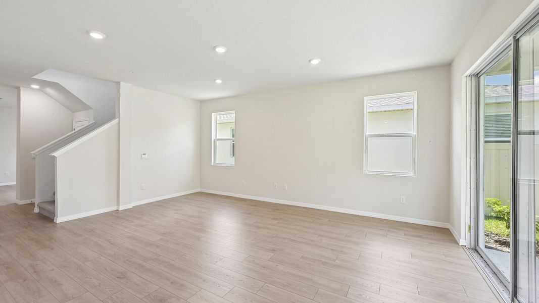 Representative unfurnished interior of a home built from the Torino by D.R. Horton in Legacy Preserve, Parrish (Image 15).