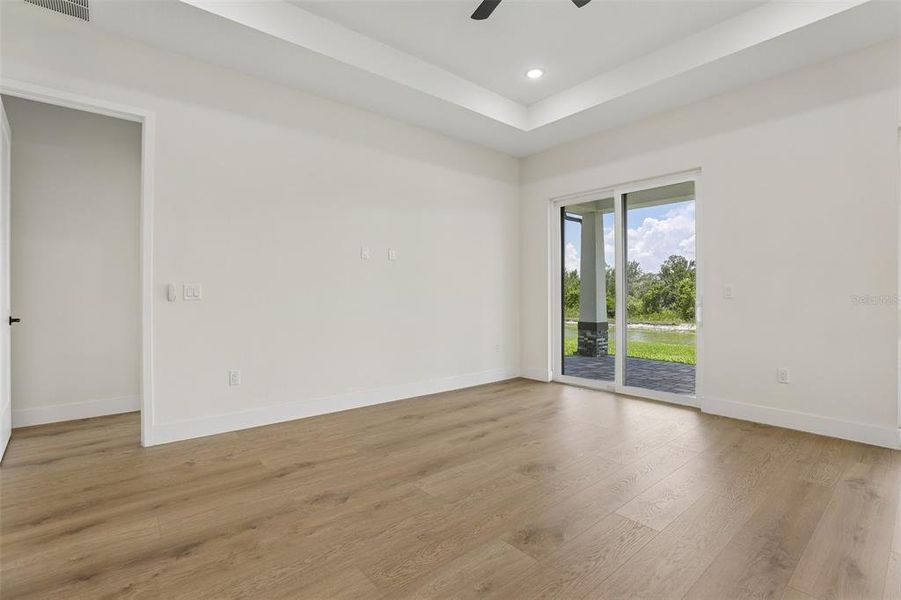 Spacious, unfurnished interior of a new home in , Auburndale (Image 39).