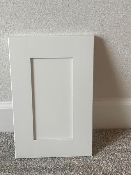 White Cabinet(sample)