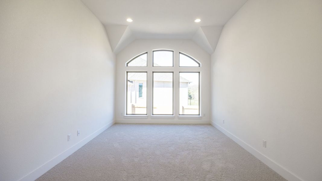 Spacious, unfurnished interior of a new home in Nolina, Georgetown (Image 20).