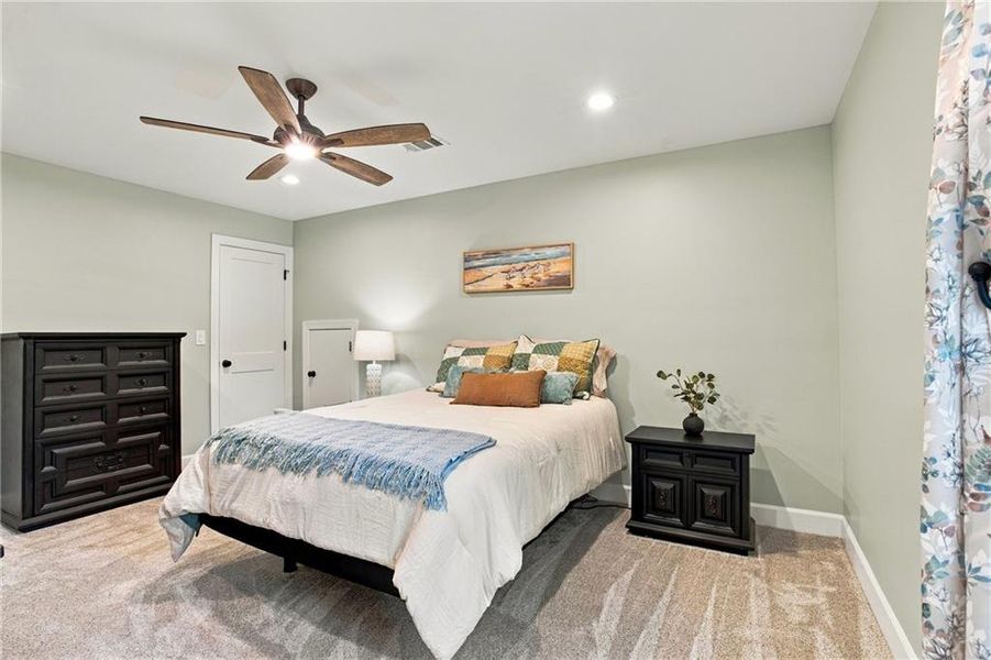 Furnished interior view inside a new home in , Auburn (Image 64).