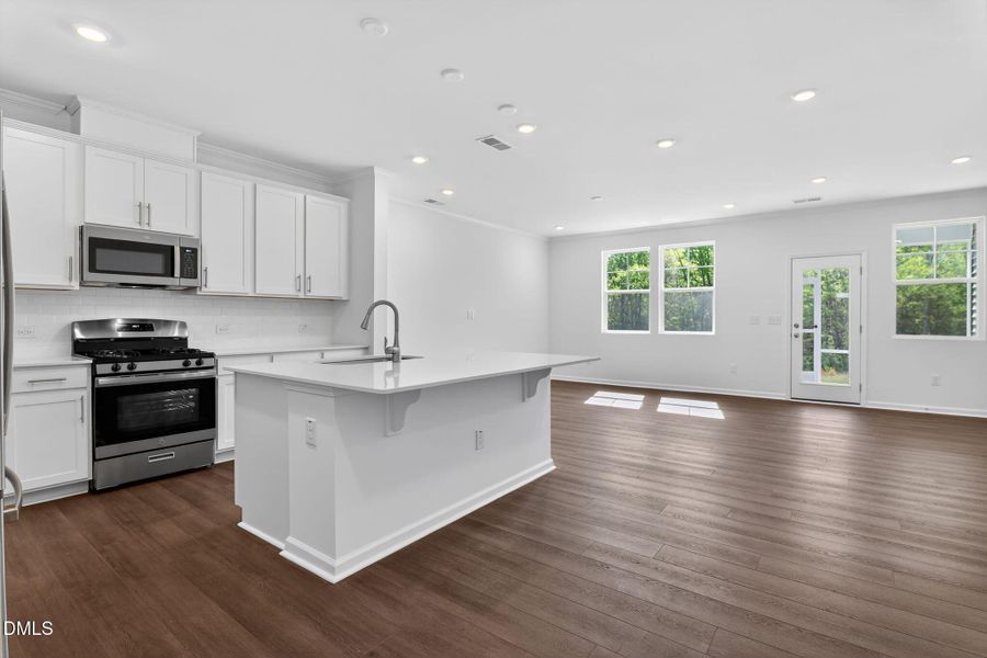 SUN_EverleeTownhomes_Pic_CarsonII-21
