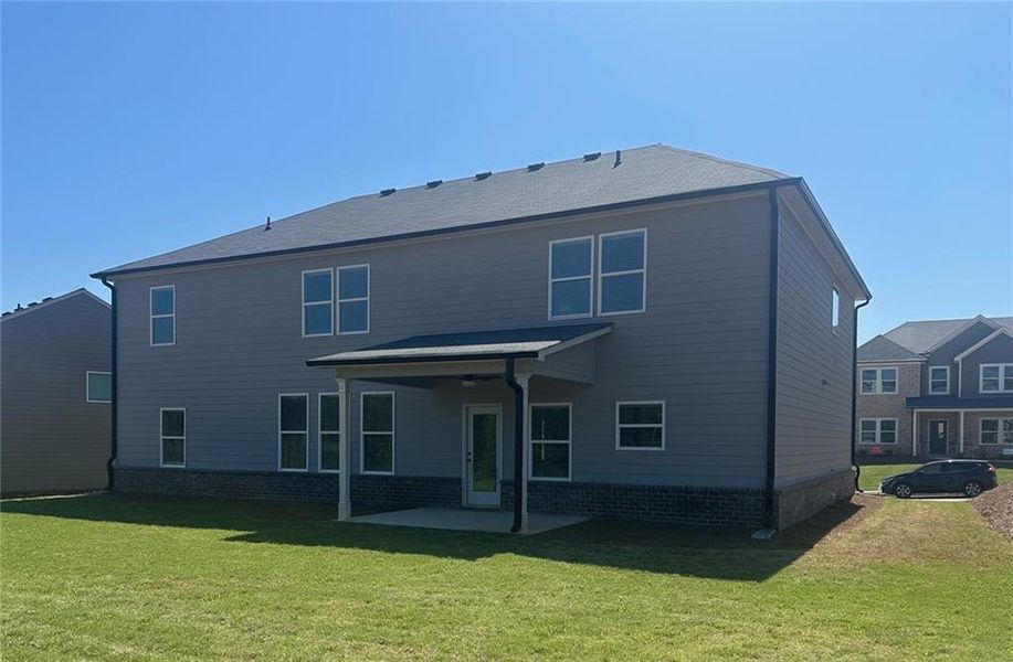 Exterior details and patio area of a home in Beckett Ranch, Auburn (Image 15).